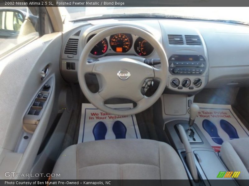 Polished Pewter Metallic / Blond Beige 2002 Nissan Altima 2.5 SL