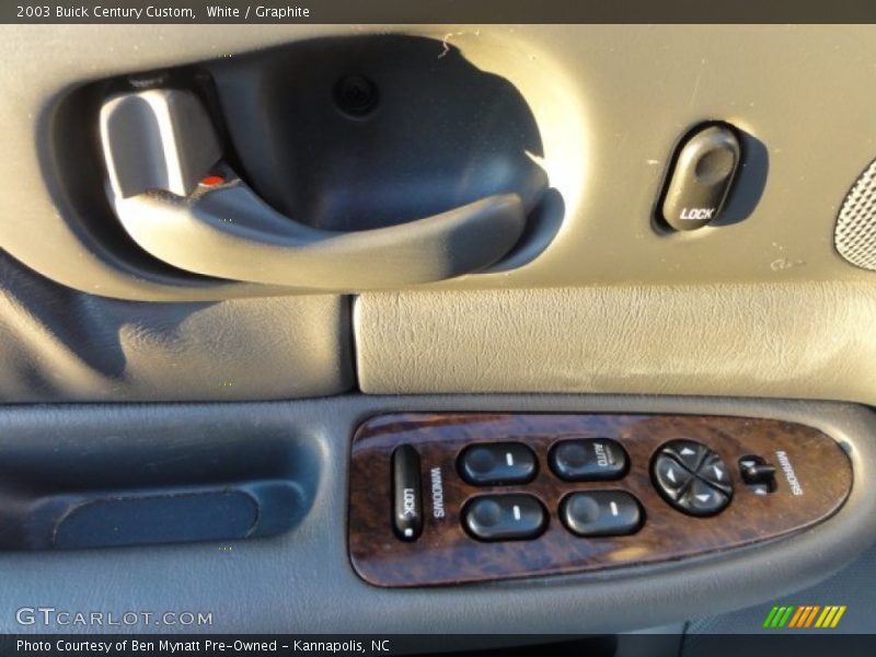 White / Graphite 2003 Buick Century Custom