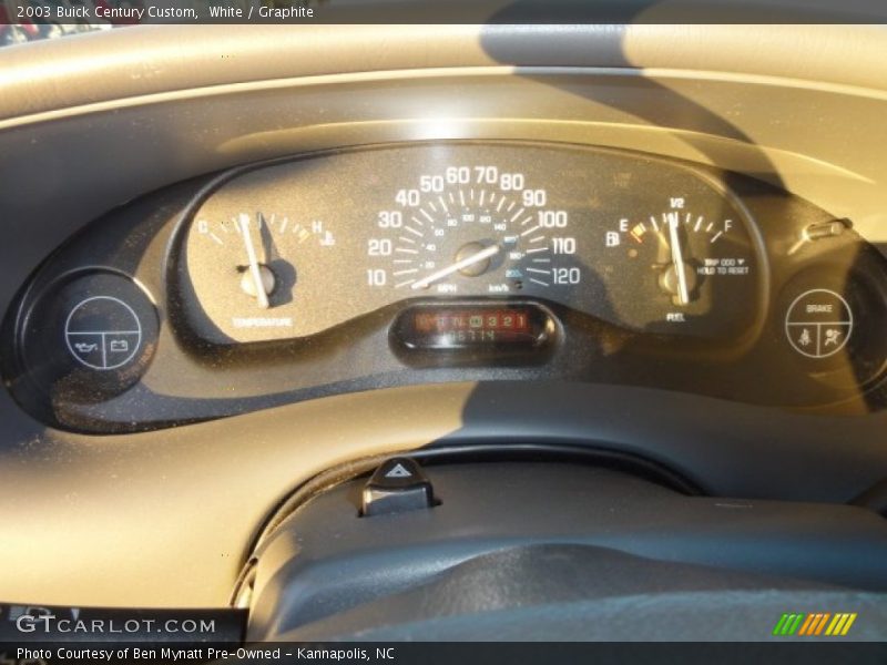 White / Graphite 2003 Buick Century Custom