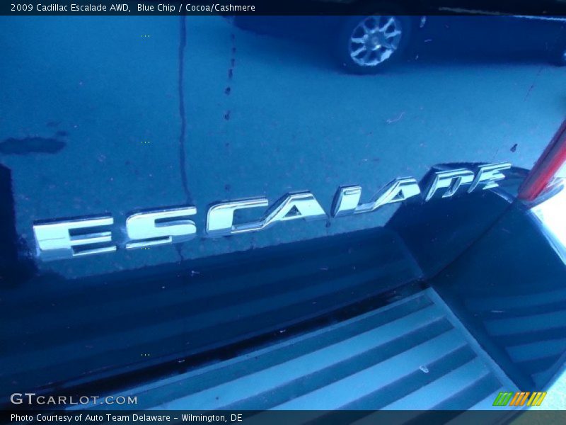 Blue Chip / Cocoa/Cashmere 2009 Cadillac Escalade AWD