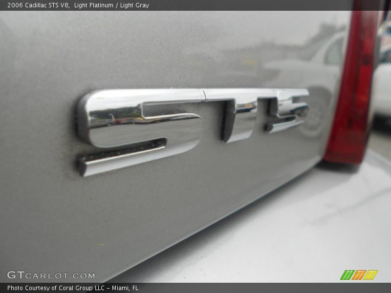 Light Platinum / Light Gray 2006 Cadillac STS V8