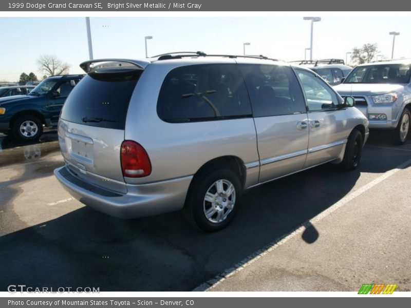 Bright Silver Metallic / Mist Gray 1999 Dodge Grand Caravan SE