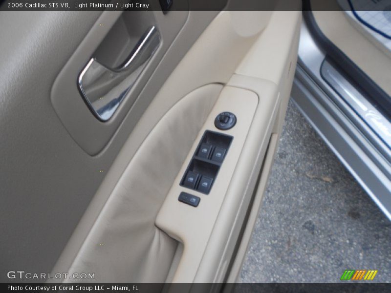 Light Platinum / Light Gray 2006 Cadillac STS V8