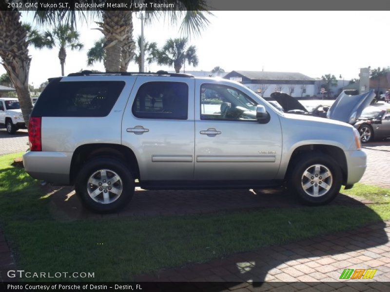 Quicksilver Metallic / Light Titanium 2012 GMC Yukon SLT