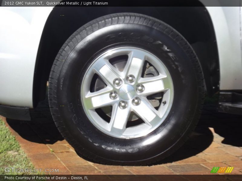 Quicksilver Metallic / Light Titanium 2012 GMC Yukon SLT