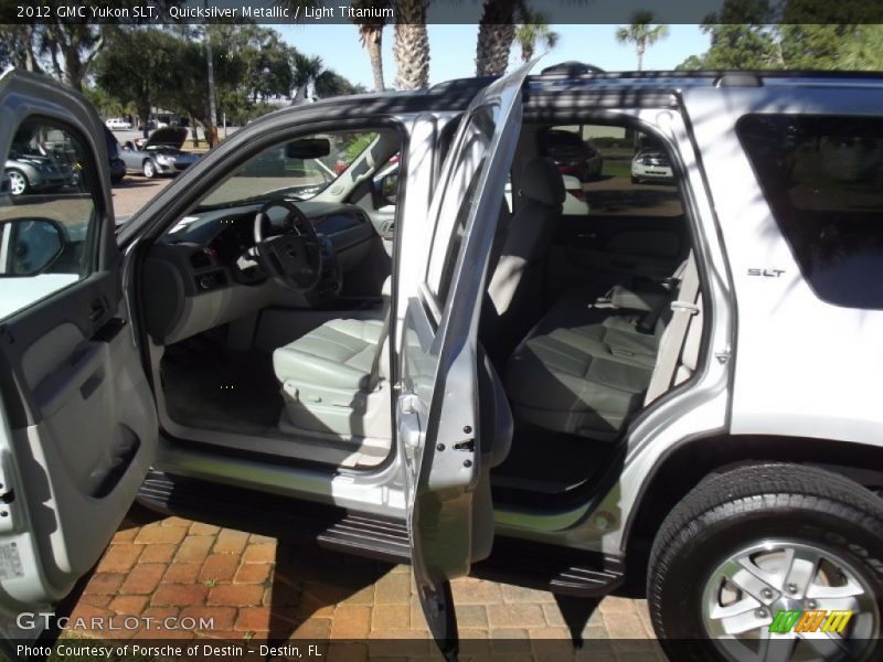 Quicksilver Metallic / Light Titanium 2012 GMC Yukon SLT