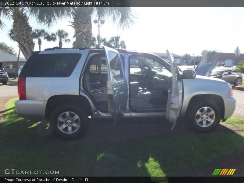 Quicksilver Metallic / Light Titanium 2012 GMC Yukon SLT