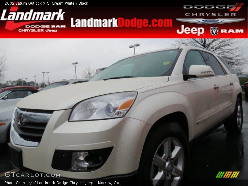 Cream White / Black 2009 Saturn Outlook XR
