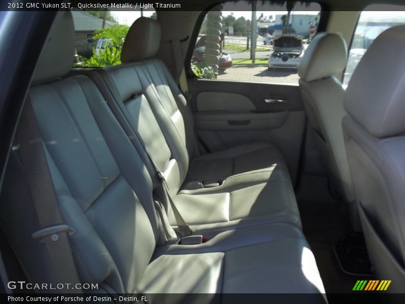 Quicksilver Metallic / Light Titanium 2012 GMC Yukon SLT
