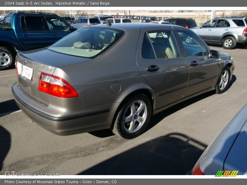 Hazelnut Metallic / Sand Beige 2004 Saab 9-5 Arc Sedan