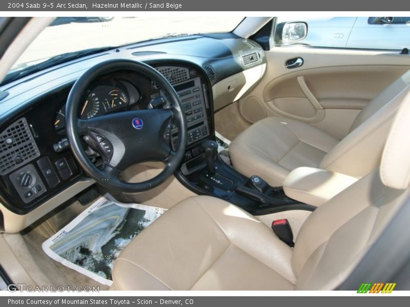 Hazelnut Metallic / Sand Beige 2004 Saab 9-5 Arc Sedan