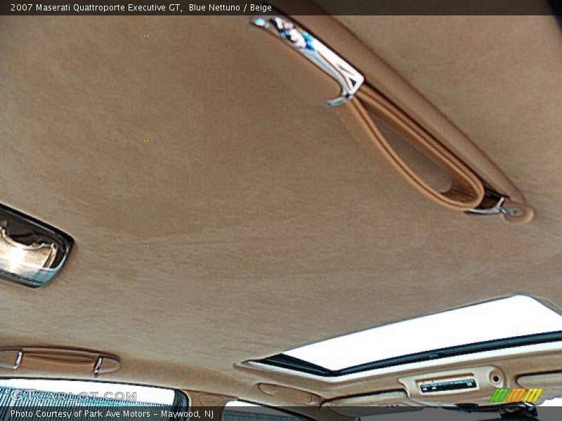 Headliner - 2007 Maserati Quattroporte Executive GT