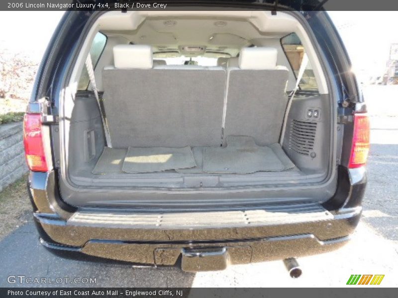Black / Dove Grey 2006 Lincoln Navigator Luxury 4x4