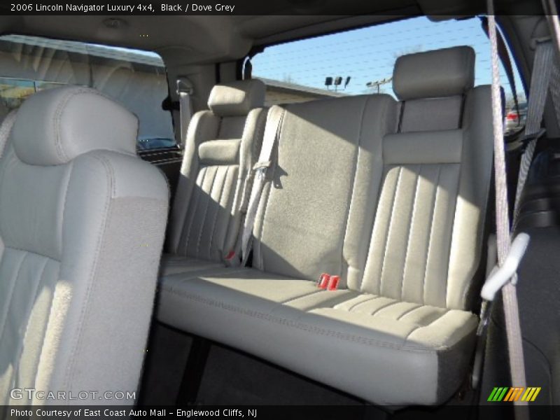 Black / Dove Grey 2006 Lincoln Navigator Luxury 4x4