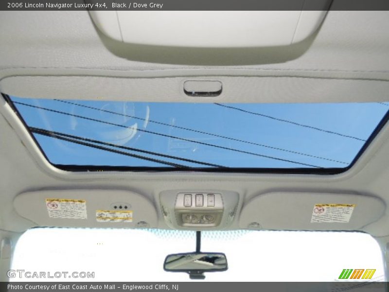 Black / Dove Grey 2006 Lincoln Navigator Luxury 4x4