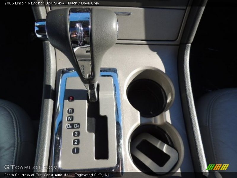 Black / Dove Grey 2006 Lincoln Navigator Luxury 4x4