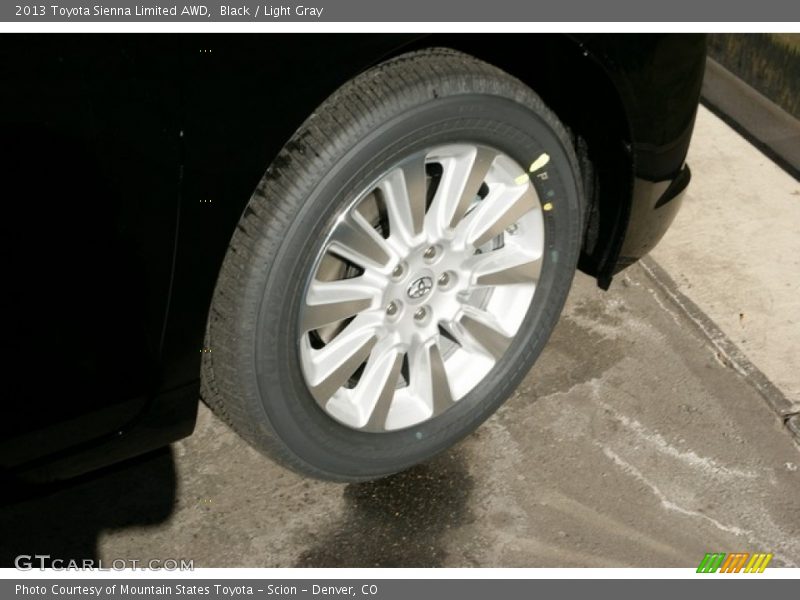 Black / Light Gray 2013 Toyota Sienna Limited AWD