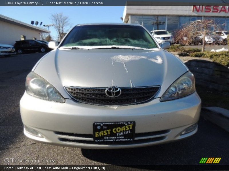 Lunar Mist Metallic / Dark Charcoal 2004 Toyota Camry SE