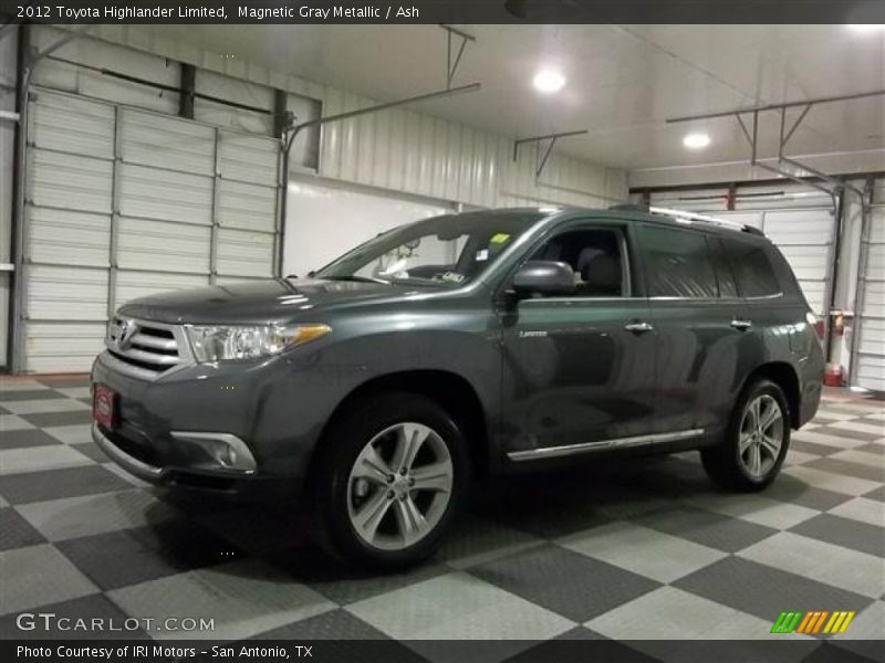 Magnetic Gray Metallic / Ash 2012 Toyota Highlander Limited
