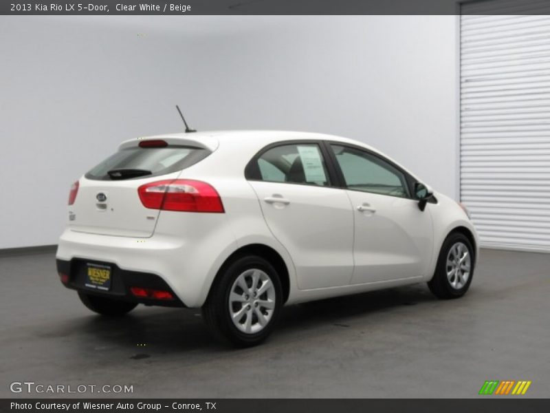 Clear White / Beige 2013 Kia Rio LX 5-Door