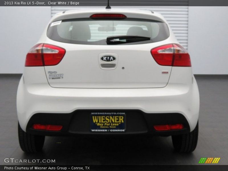 Clear White / Beige 2013 Kia Rio LX 5-Door