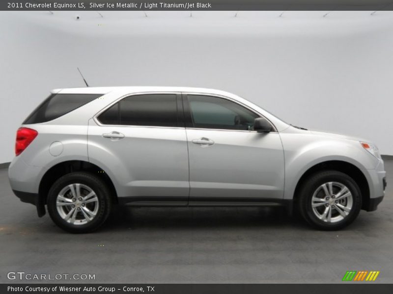 Silver Ice Metallic / Light Titanium/Jet Black 2011 Chevrolet Equinox LS