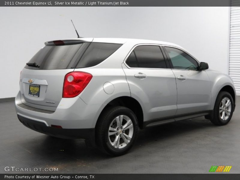 Silver Ice Metallic / Light Titanium/Jet Black 2011 Chevrolet Equinox LS