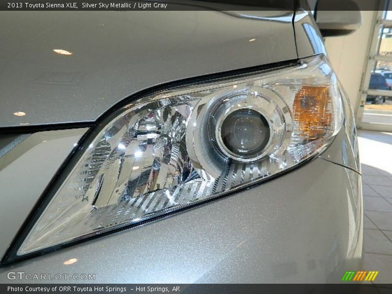 Silver Sky Metallic / Light Gray 2013 Toyota Sienna XLE