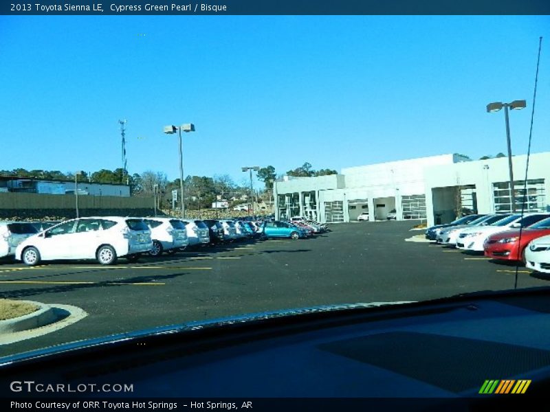 Cypress Green Pearl / Bisque 2013 Toyota Sienna LE
