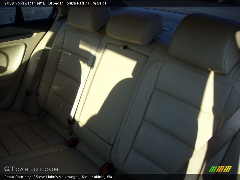 Salsa Red / Pure Beige 2009 Volkswagen Jetta TDI Sedan
