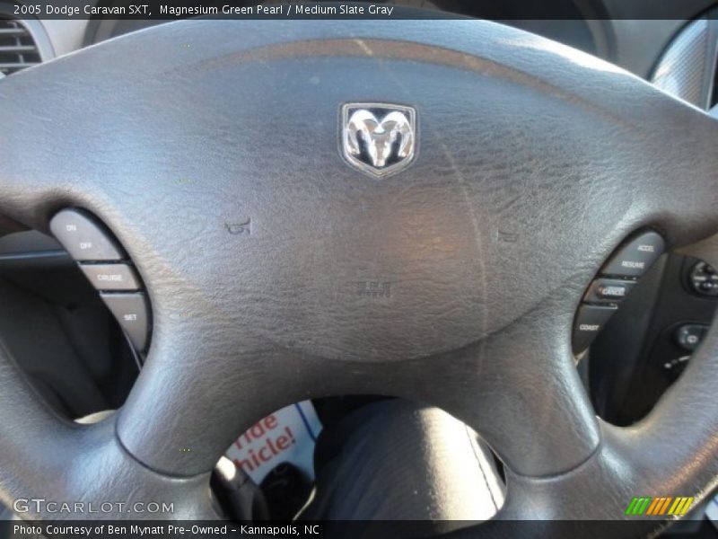 Magnesium Green Pearl / Medium Slate Gray 2005 Dodge Caravan SXT