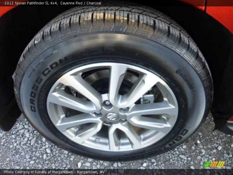 Cayenne Red / Charcoal 2013 Nissan Pathfinder SL 4x4