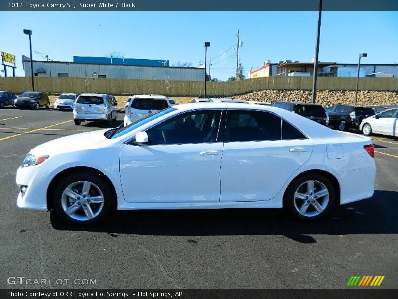 Super White / Black 2012 Toyota Camry SE