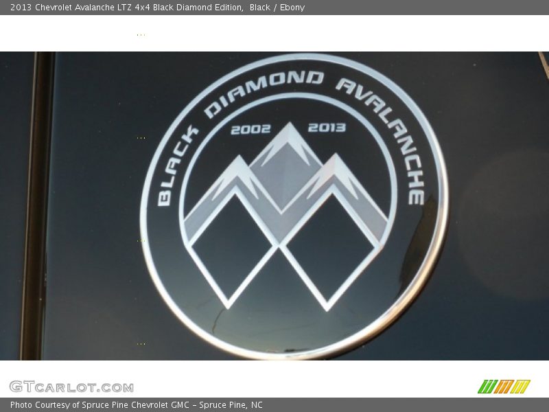Black / Ebony 2013 Chevrolet Avalanche LTZ 4x4 Black Diamond Edition
