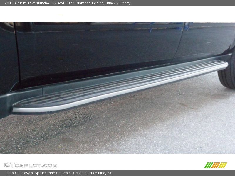 Black / Ebony 2013 Chevrolet Avalanche LTZ 4x4 Black Diamond Edition