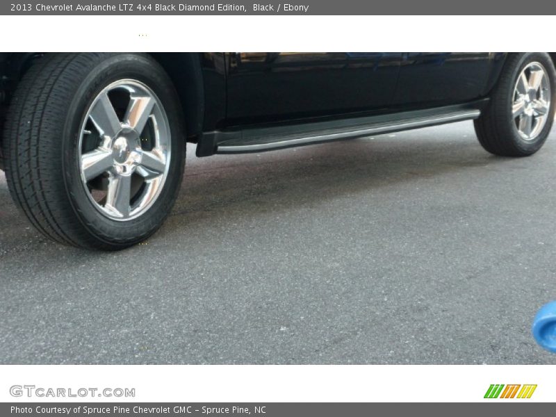 Black / Ebony 2013 Chevrolet Avalanche LTZ 4x4 Black Diamond Edition