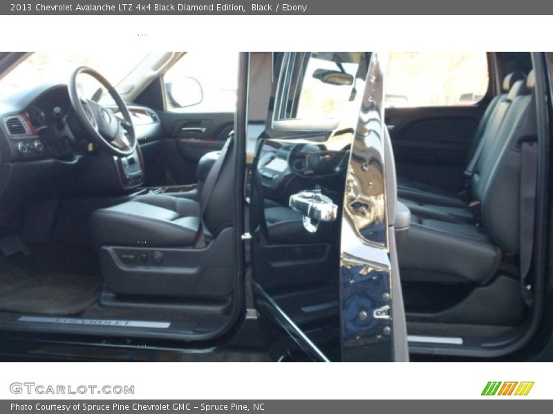 Black / Ebony 2013 Chevrolet Avalanche LTZ 4x4 Black Diamond Edition