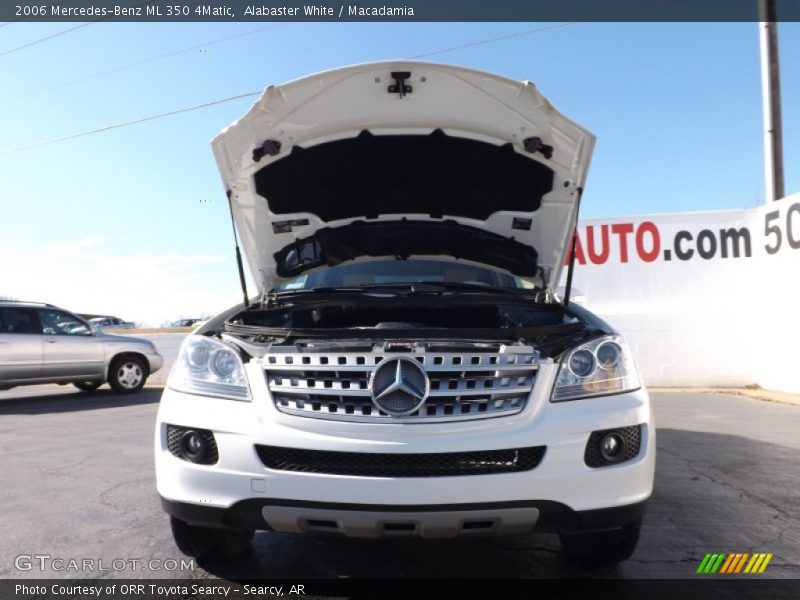 Alabaster White / Macadamia 2006 Mercedes-Benz ML 350 4Matic