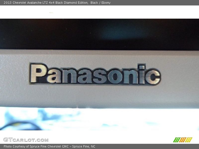 Black / Ebony 2013 Chevrolet Avalanche LTZ 4x4 Black Diamond Edition