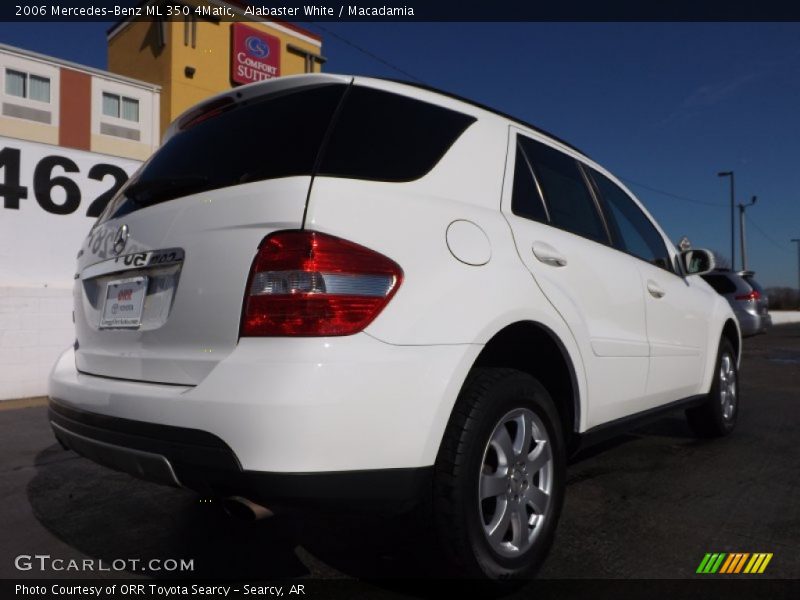 Alabaster White / Macadamia 2006 Mercedes-Benz ML 350 4Matic