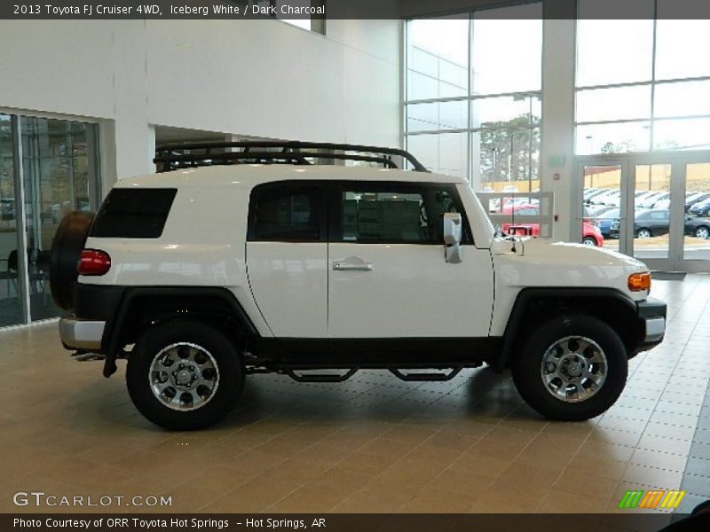 Iceberg White / Dark Charcoal 2013 Toyota FJ Cruiser 4WD