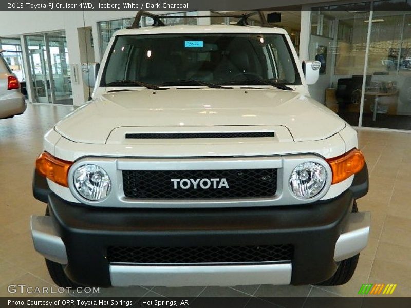Iceberg White / Dark Charcoal 2013 Toyota FJ Cruiser 4WD