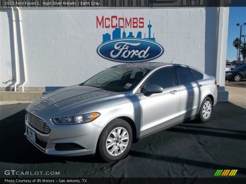 Ingot Silver Metallic / Earth Gray 2013 Ford Fusion S