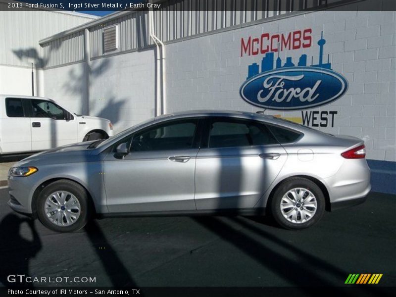 Ingot Silver Metallic / Earth Gray 2013 Ford Fusion S