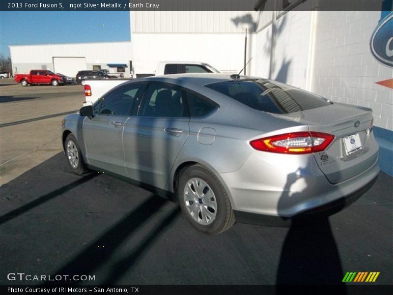 Ingot Silver Metallic / Earth Gray 2013 Ford Fusion S