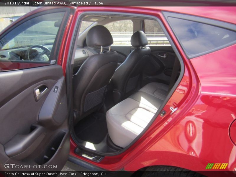 Garnet Red / Taupe 2010 Hyundai Tucson Limited AWD