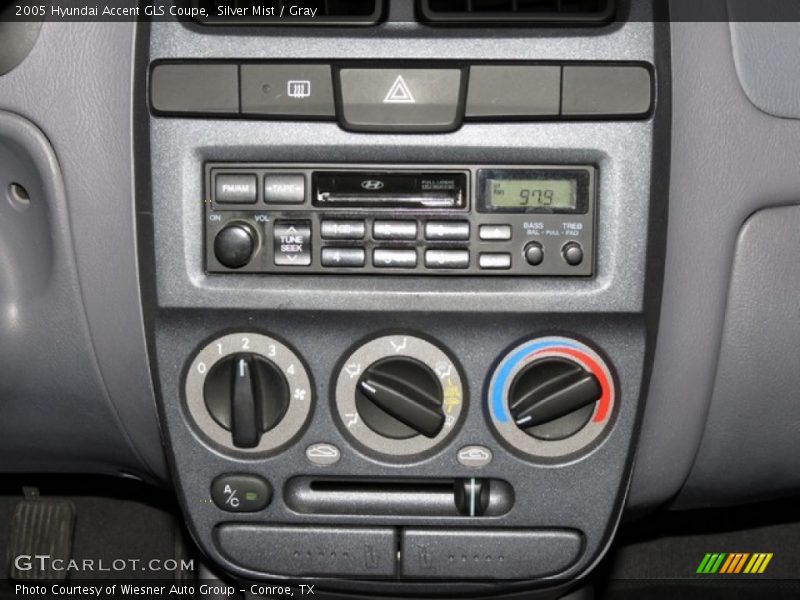 Silver Mist / Gray 2005 Hyundai Accent GLS Coupe