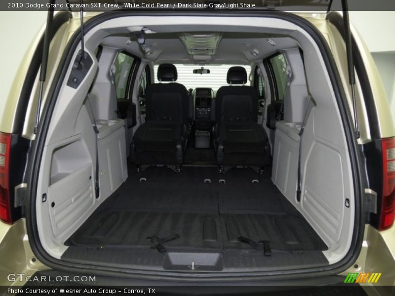  2010 Grand Caravan SXT Crew Trunk
