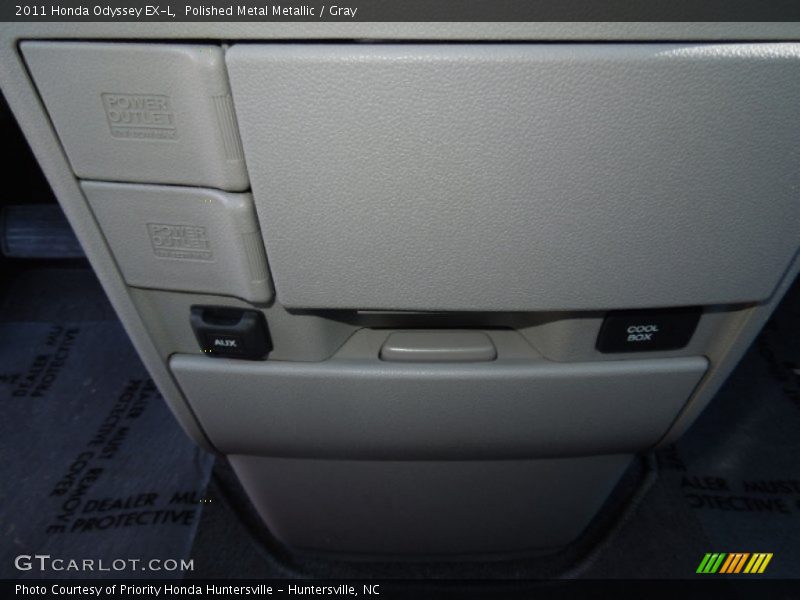 Polished Metal Metallic / Gray 2011 Honda Odyssey EX-L