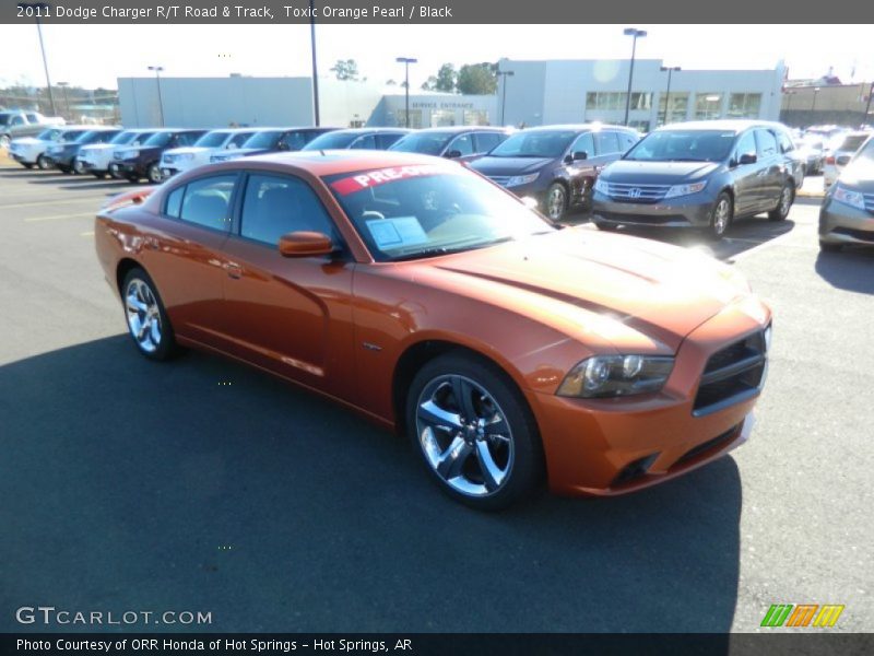 Toxic Orange Pearl / Black 2011 Dodge Charger R/T Road & Track